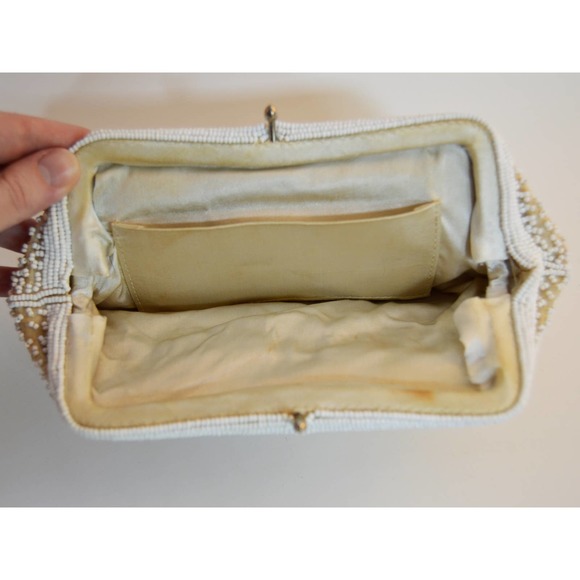Vintage 1940s white cream tan beaded clutch wallet purse - Picture 4 of 4